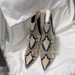 NWOT - Joie Snakeskin Pattern Ankle Boots